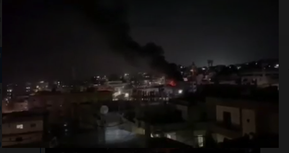 بالفيديو : لبنان.. انفجار بمستودع أسلحة في مخيم برج الشمالي للاجئين الفلسطينيين